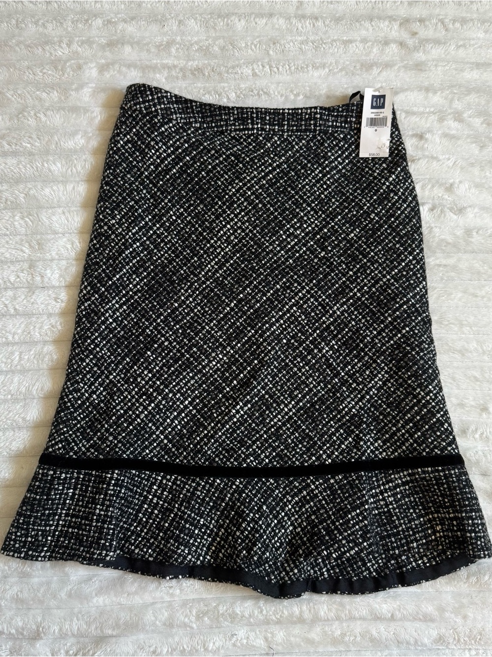 GAP Black and White Tweed A-Line Skirt with Flounce Hem